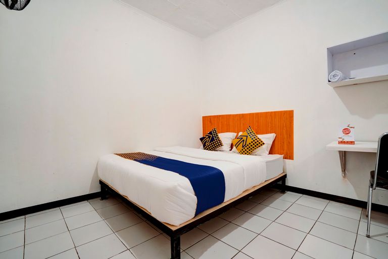 pengalaman-menginap-di-hotel-bandung-spot-on-91609-pondok-mills-syariah