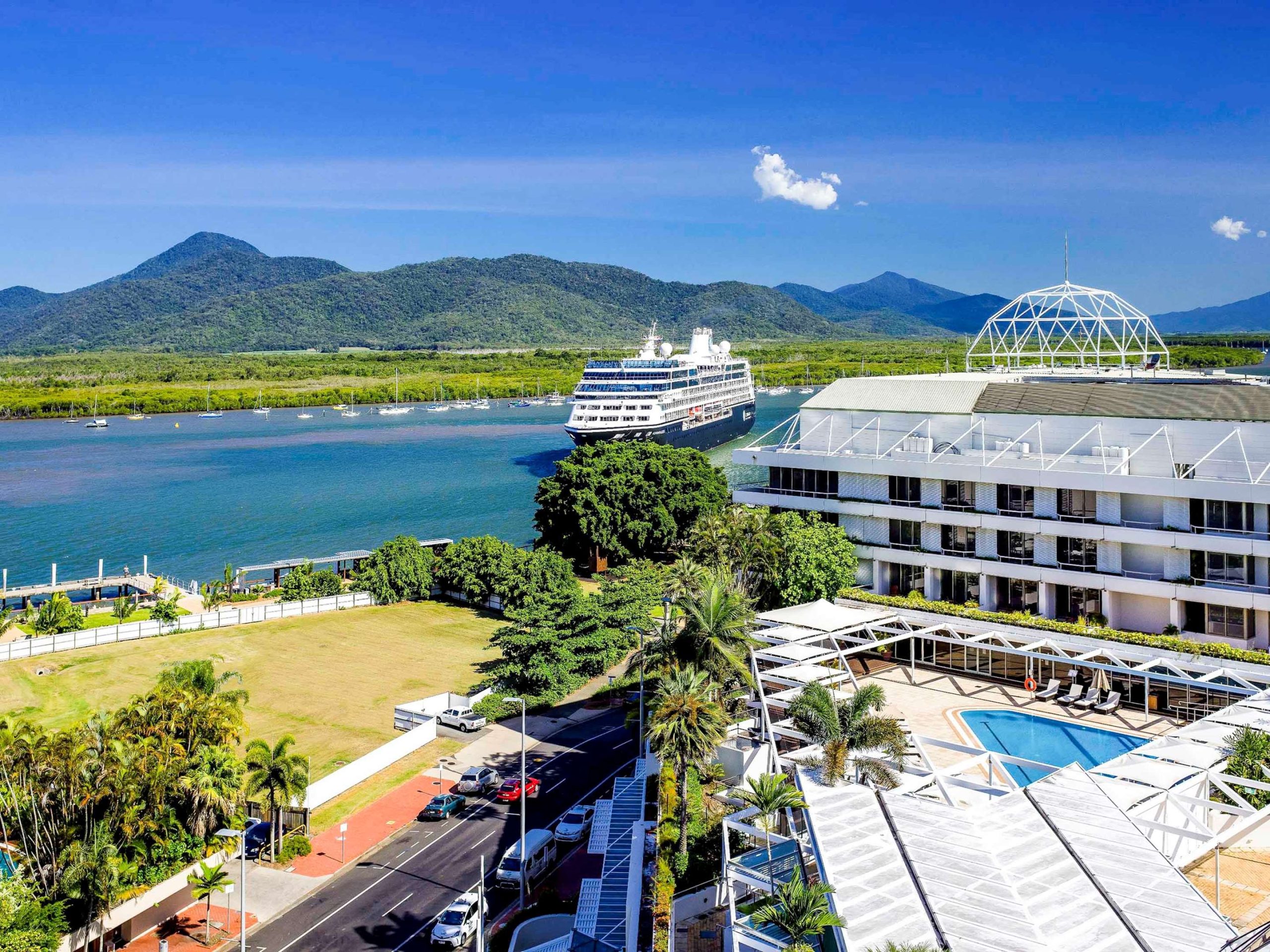 pullman-reef-hotel-casino-pengalaman-menginap-di-hotel-terbaik