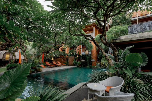 hotel-fourteen-roses-boutique-penginapan-nyaman-di-tengah-kota
