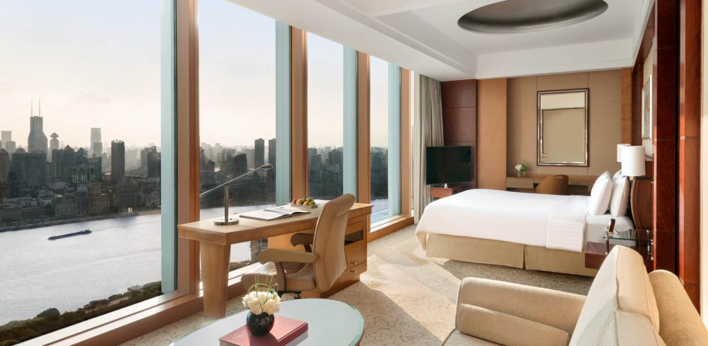 hotel-pudong-shangri-la-shanghai-penginapan-mewah-di-pusat-kota