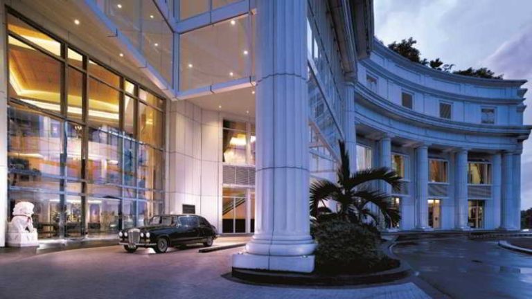 hotel-the-ritz-carlton-jakarta-mega-kuningan-penginapan-mewah-dan-nyaman
