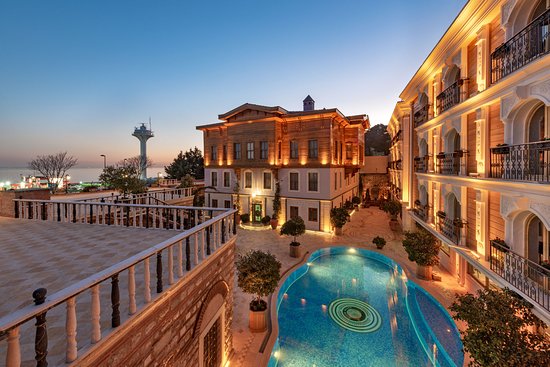 seven-hills-palace-hotel-spa-penginapan-terbaik-di-kota-anda