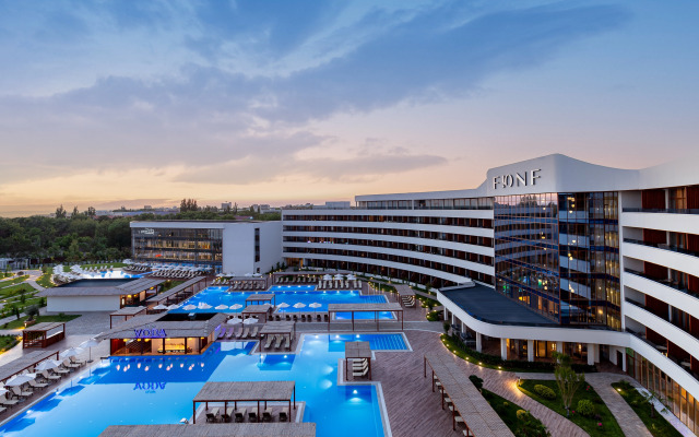 hotel-fd18enf-luxury-resort-spa-anapa-miracleon-pengalaman-menginap-mewah