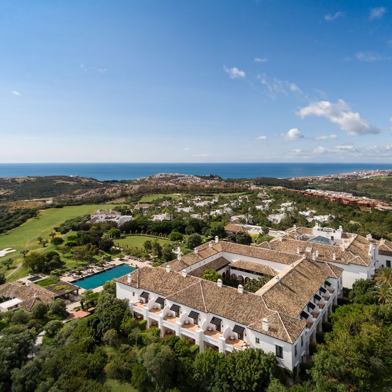 hotel-finca-cortesin-pengalaman-menginap-mewah-di-costa-del-sol