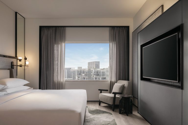 hotel-hilton-singapore-orchard-penginapan-nyaman-di-pusat-kota