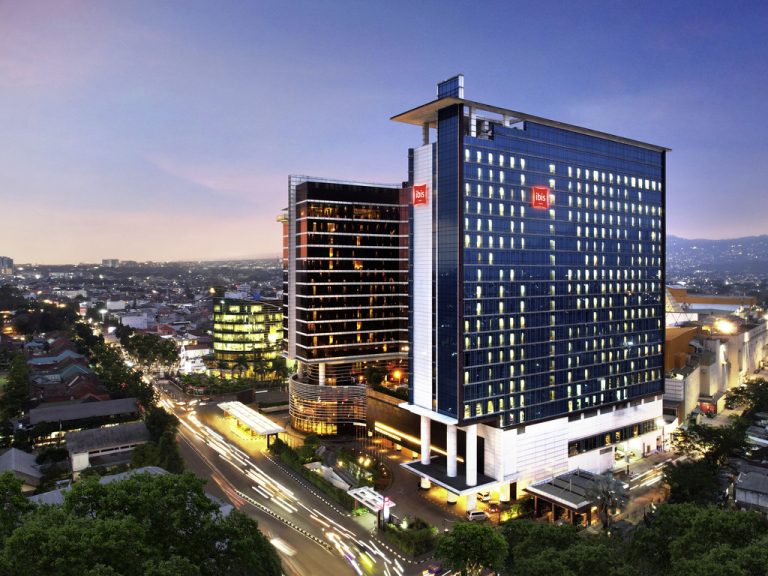 hotel-ibis-bandung-trans-studio-penginapan-nyaman-di-tengah-kota