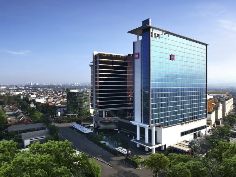 hotel-ibis-bandung-trans-studio-pilihan-penginapan-nyaman-di-bandung