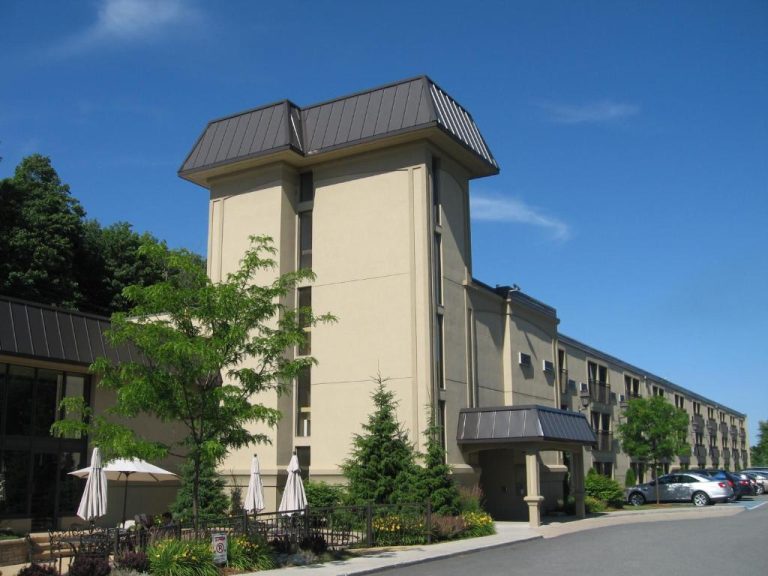 hotel-otl-gouverneur-sherbrooke-penginapan-nyaman-di-quebec