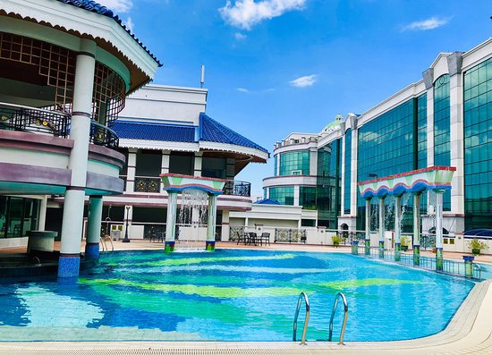 hotel-the-rizqun-international-penginapan-nyaman-di-brunei