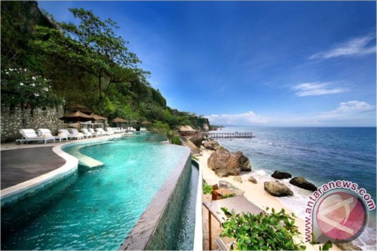 keindahan-dan-fasilitas-hotel-ayana-resort-bali-yang-menawan