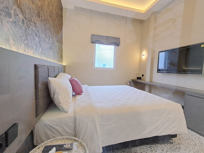 pengalaman-menginap-nyaman-di-hotel-comfort-hotel-bayers-lake