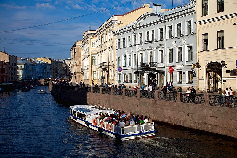 pushka-inn-hotel-penginapan-nyaman-di-tengah-kota-st-petersburg