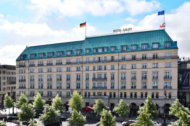 hotel-adlon-kempinski-berlin-penginapan-mewah-dan-bersejarah