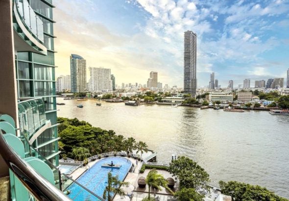 hotel-chatrium-riverside-bangkok-penginapan-nyaman-di-pinggir-sungai
