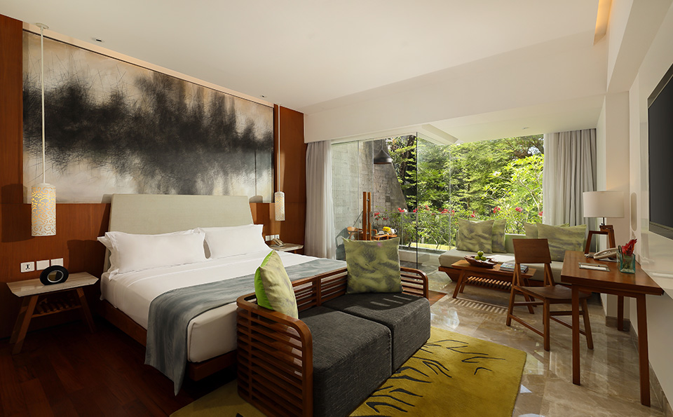 hotel-maya-sanur-resort-spa-penginapan-nyaman-di-bali