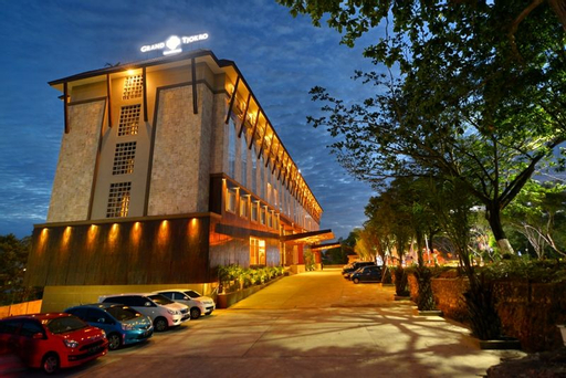 hotel-tsargrad-penginapan-nyaman-di-tengah-kota