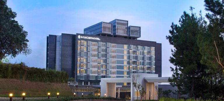 hotel-continental-penginapan-nyaman-di-pusat-kota