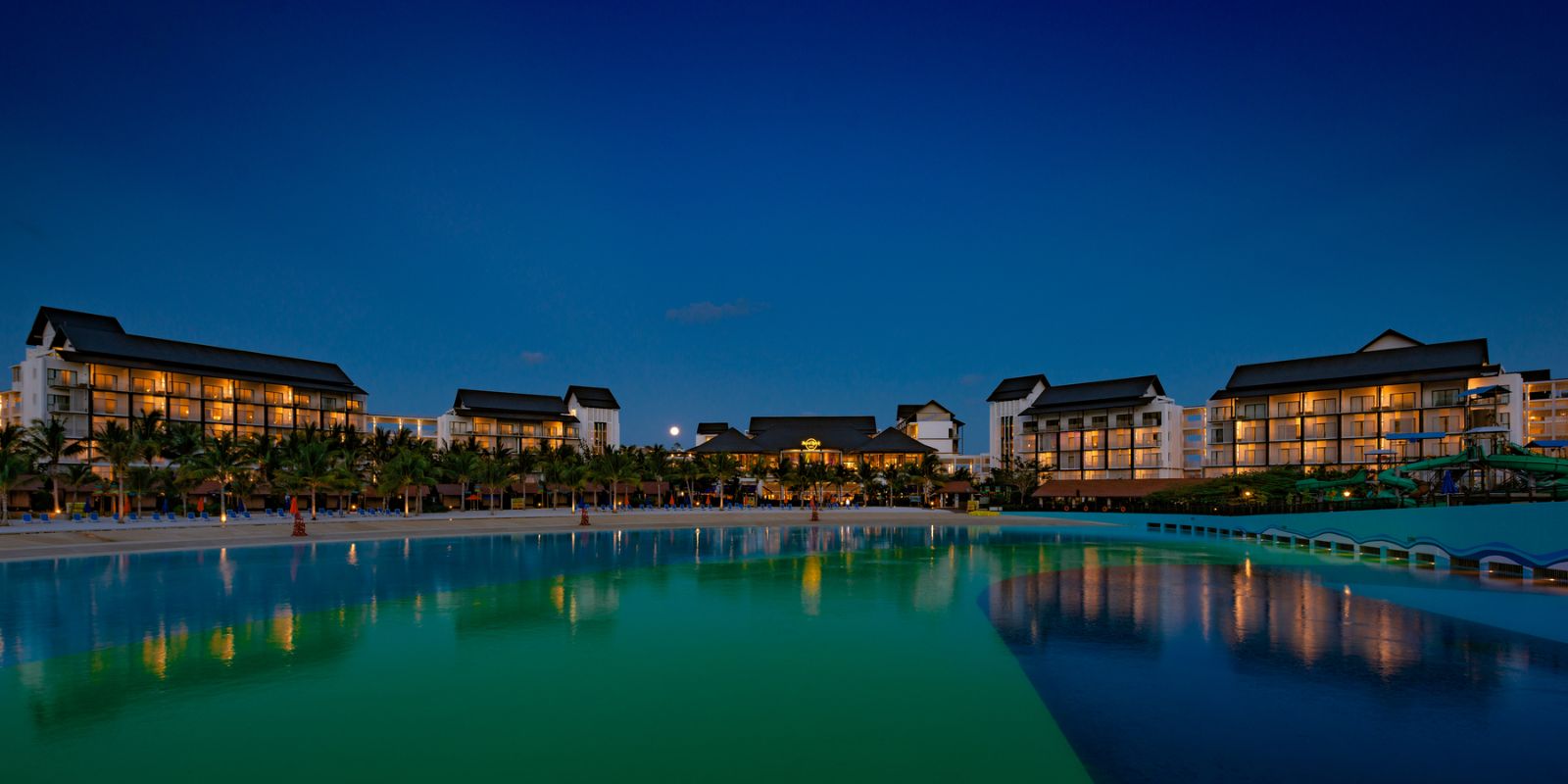 hotel-hard-rock-desaru-coast-penginapan-bergaya-musik-dan-pantai