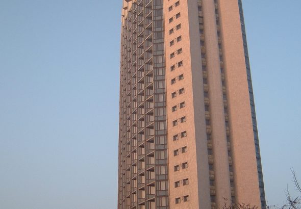 hotel-hotel-kazakhstan-penginapan-ikonik-di-tengah-almaty