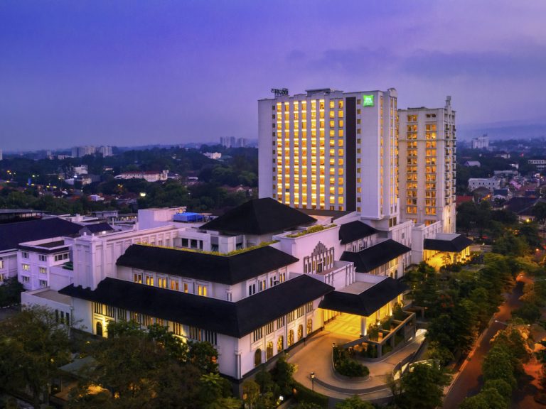 hotel-ibis-styles-bandung-grand-central-penginapan-nyaman-dan-modern