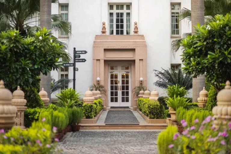 hotel-the-imperial-di-new-delhi-penginapan-mewah-bersejarah