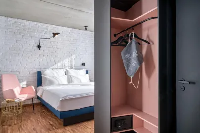 hotel-urban-loft-cologne-penginapan-modern-di-pusat-kota