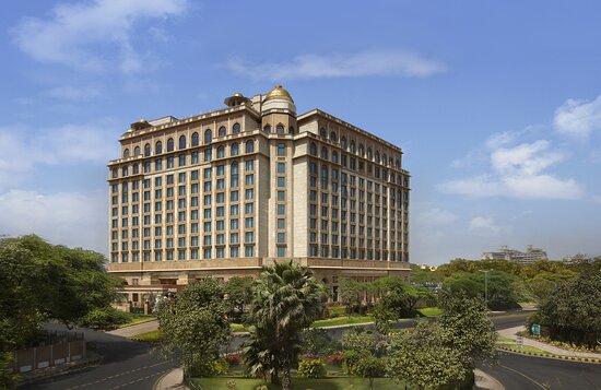 leela-palace-new-delhi-hotel-mewah-dan-berkelas-di-ibu-kota