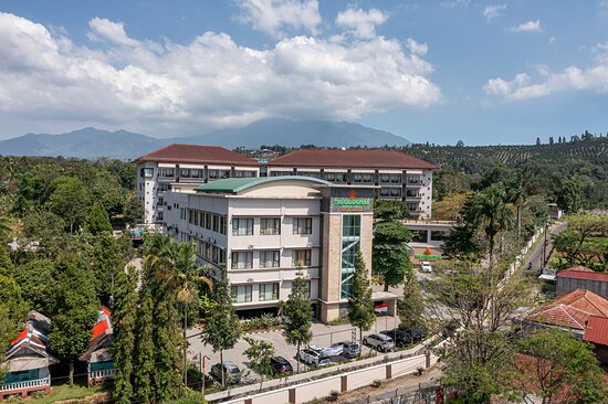 peaks-hotel-and-suites-hotel-terbaik-untuk-pengalaman-menginap-anda