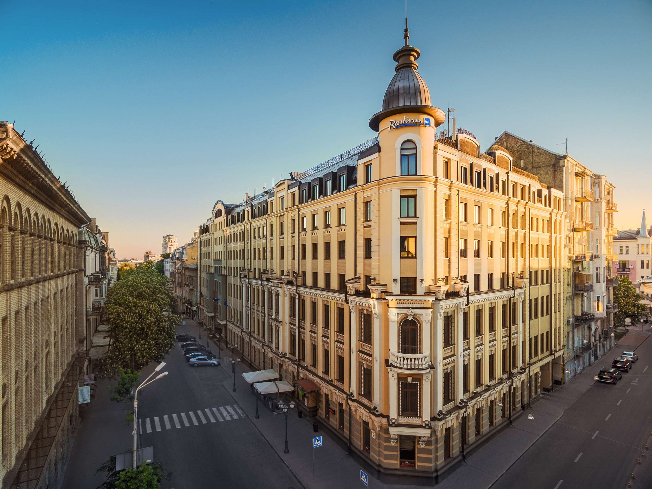 radisson-blu-kyiv-podil-hotel-nyaman-di-pusat-kota-kyiv