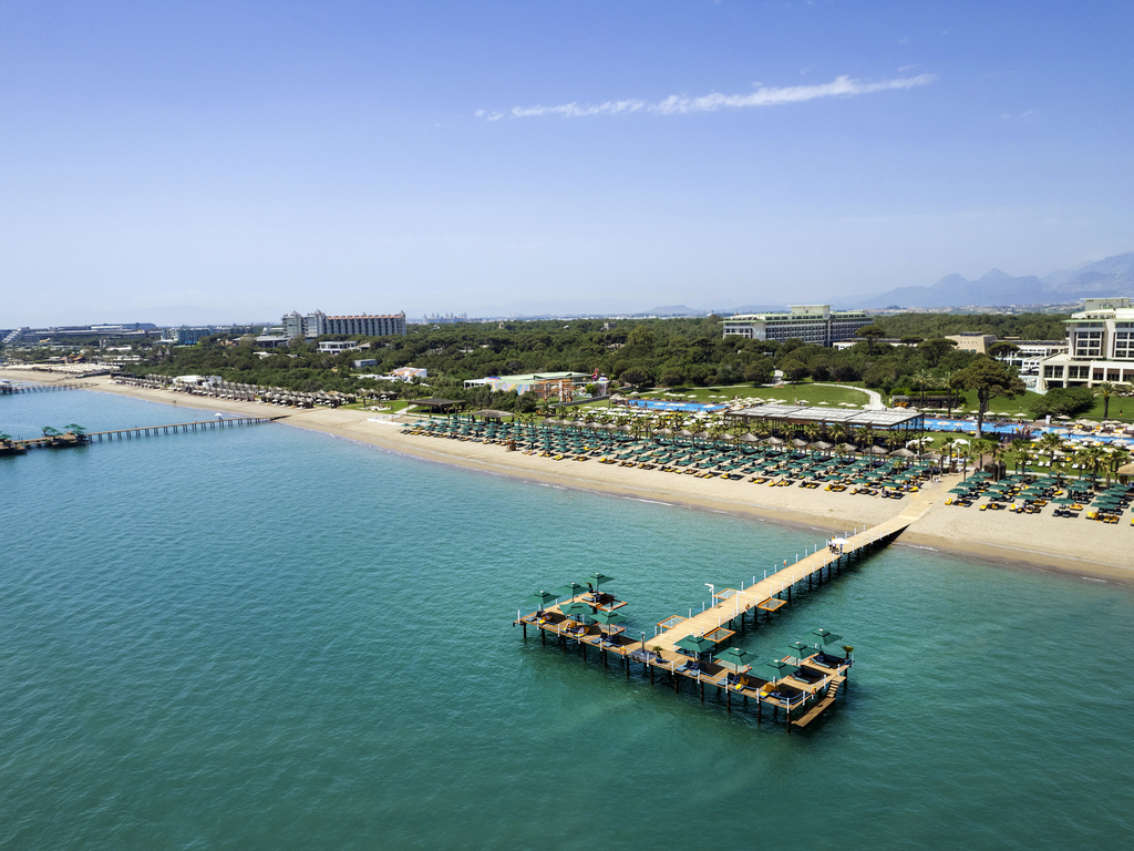 hotel-rixos-premium-belek-akses-mudah-ke-land-of-legends