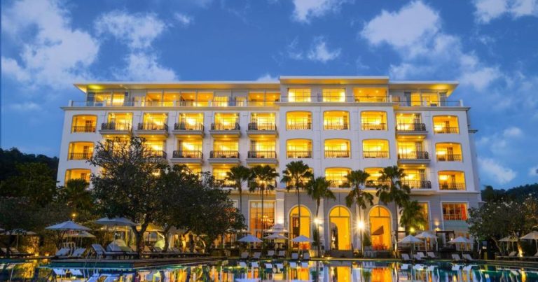 hotel-the-danna-langkawi-resort-dan-vila-pantai-yang-elegan