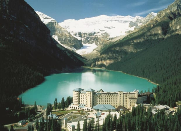 keindahan-dan-kemewahan-hotel-fairmont-chateau-lake-louise